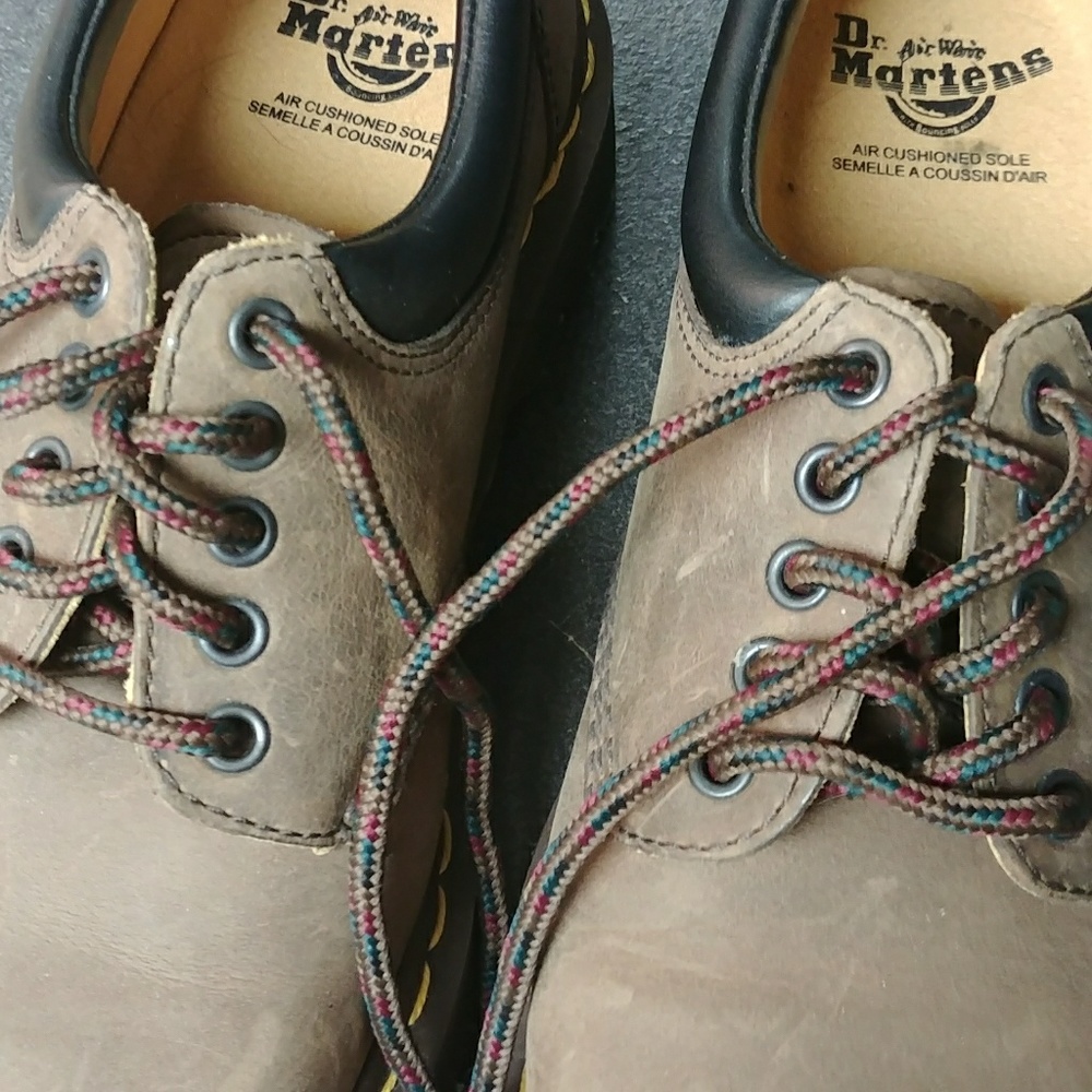 Dr martin unisex shoe
